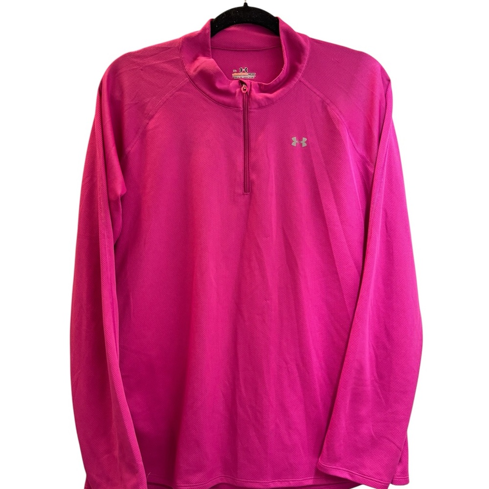 XL Under Armour Fuchsia All-Season Gear Top